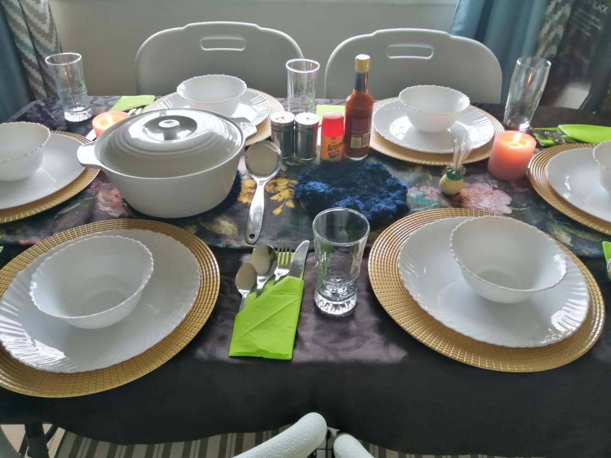 Birdville Bnb Guest House 가보로네 외부 사진