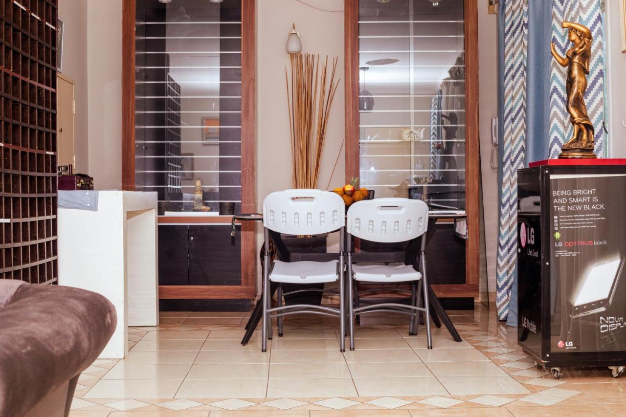 Birdville Bnb Guest House 가보로네 외부 사진