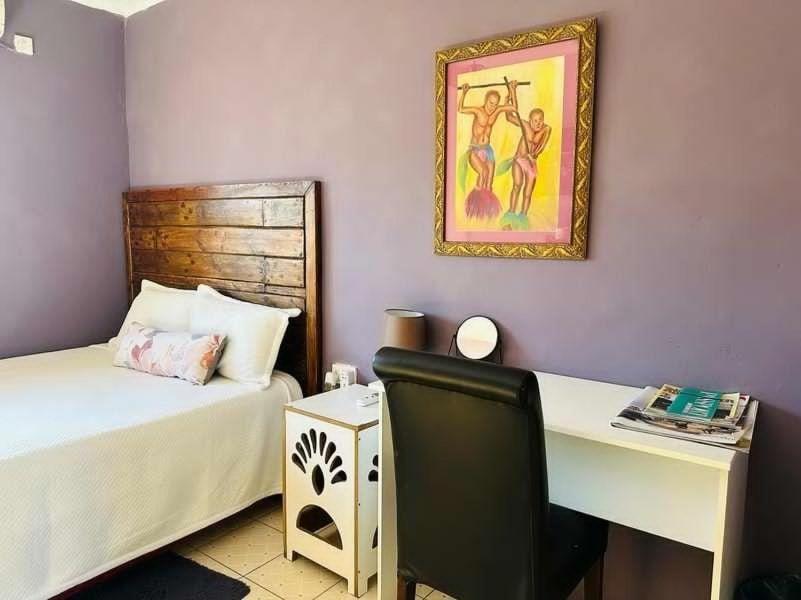 Birdville Bnb Guest House 가보로네 외부 사진